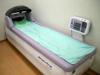 患者様の症状に合わせた治療機器を使います